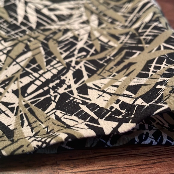 Sag Harbor printed skirt with pockets - Picture 9 of 9